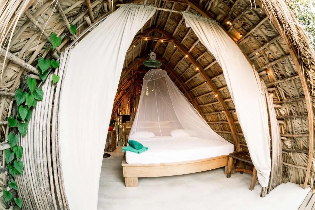 Ganesh Hostel & Shivas Bungalows El Valle